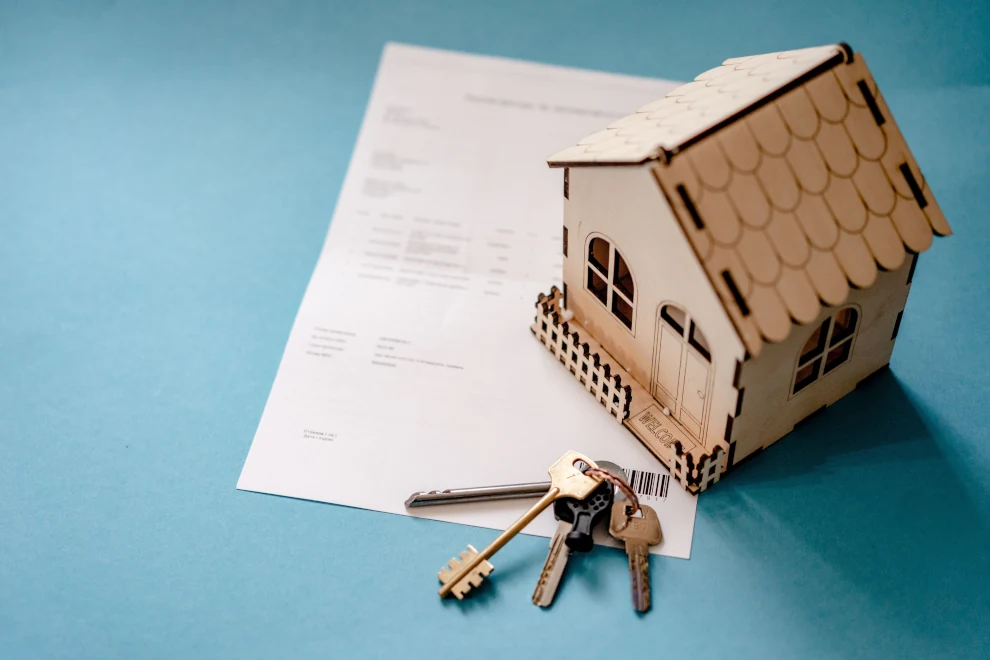 ¿QUIERES VENDER O ALQUILAR TU VIVIENDA?